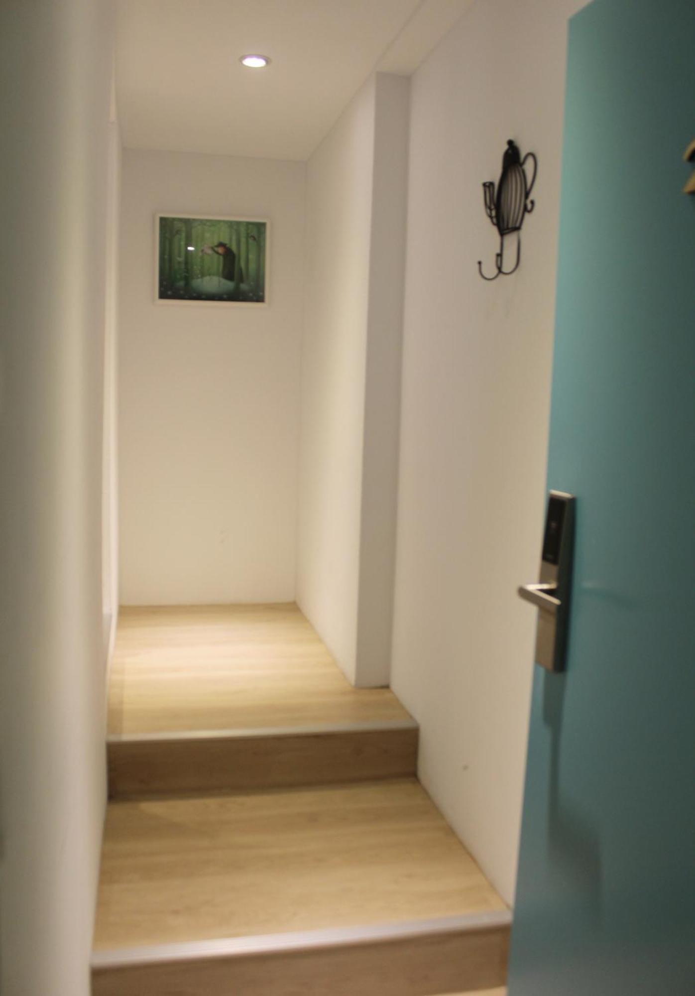 4Plus Hostel Taipei Exterior photo